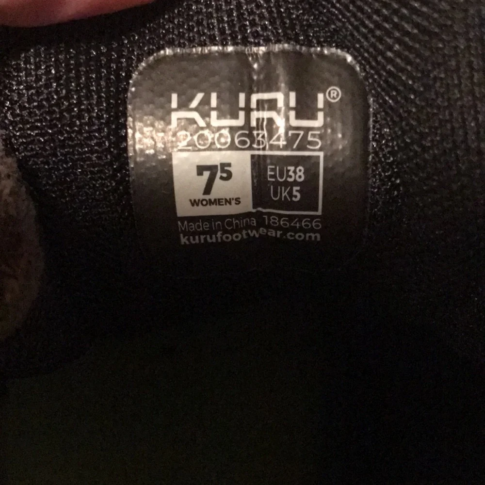 Kuru sneakers; grayish brown with lilac shoestring loops - Picture 5 of 5